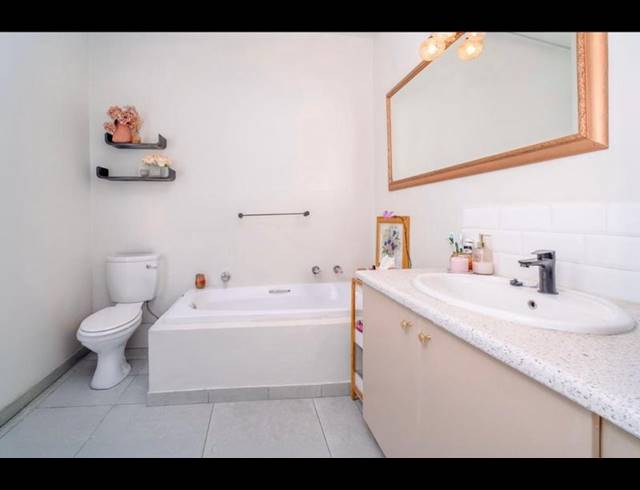 3 BEDROOM HOUSE FOR SALE IN NORTHCLIFF